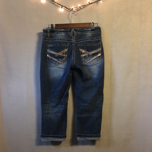 Capris - Picture 2 of 2